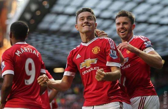 仅体现在他 仅体现在他